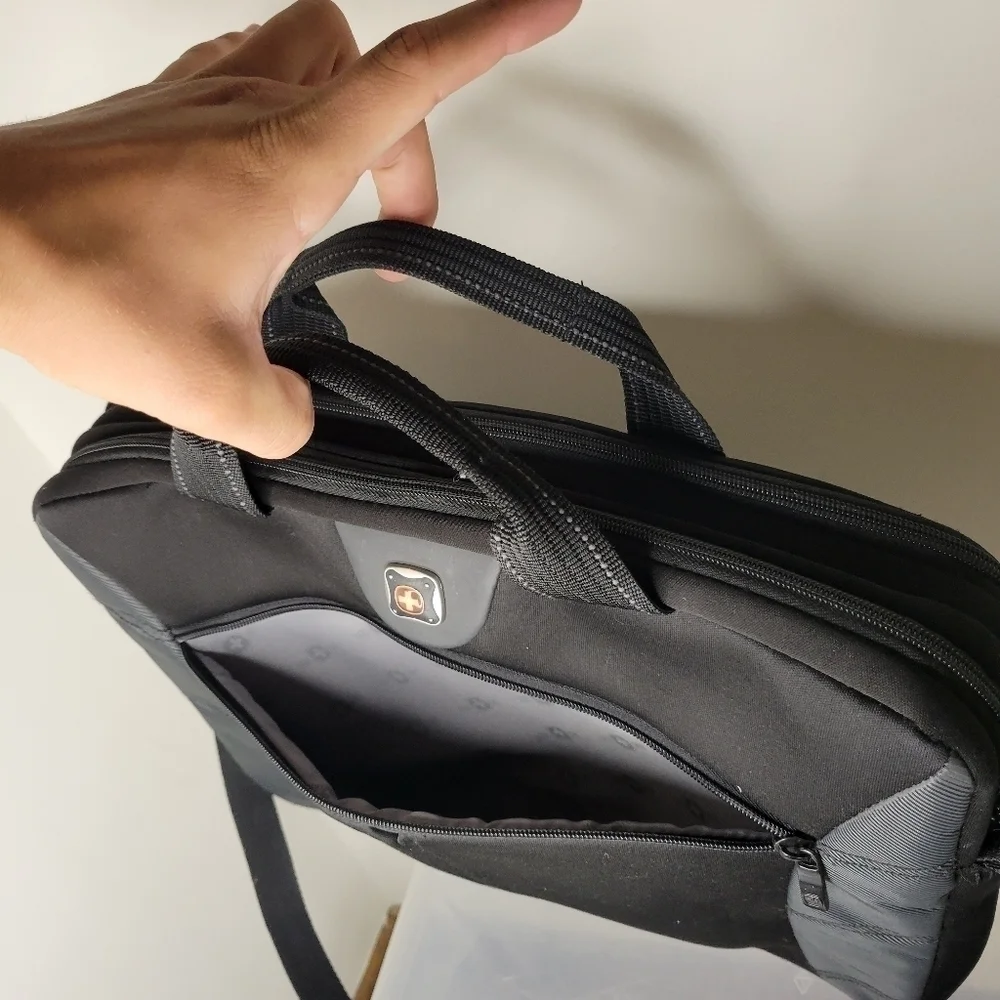 Wegner SwissGear Sherpa Black Laptop Double Slimcase Bag